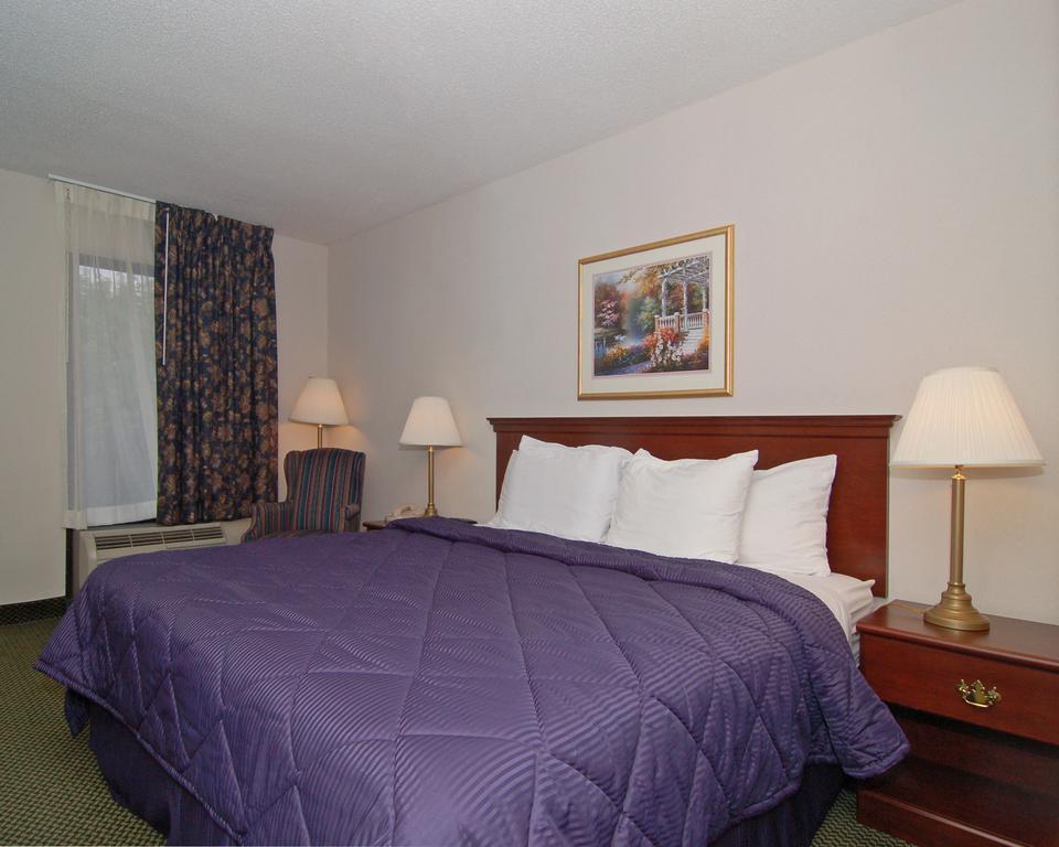 Econo Lodge Hendersonville Exterior foto